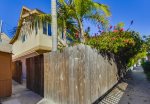 Mission Beach 3 bedroom house only one block from the ocean and a half a block to Sail Bay